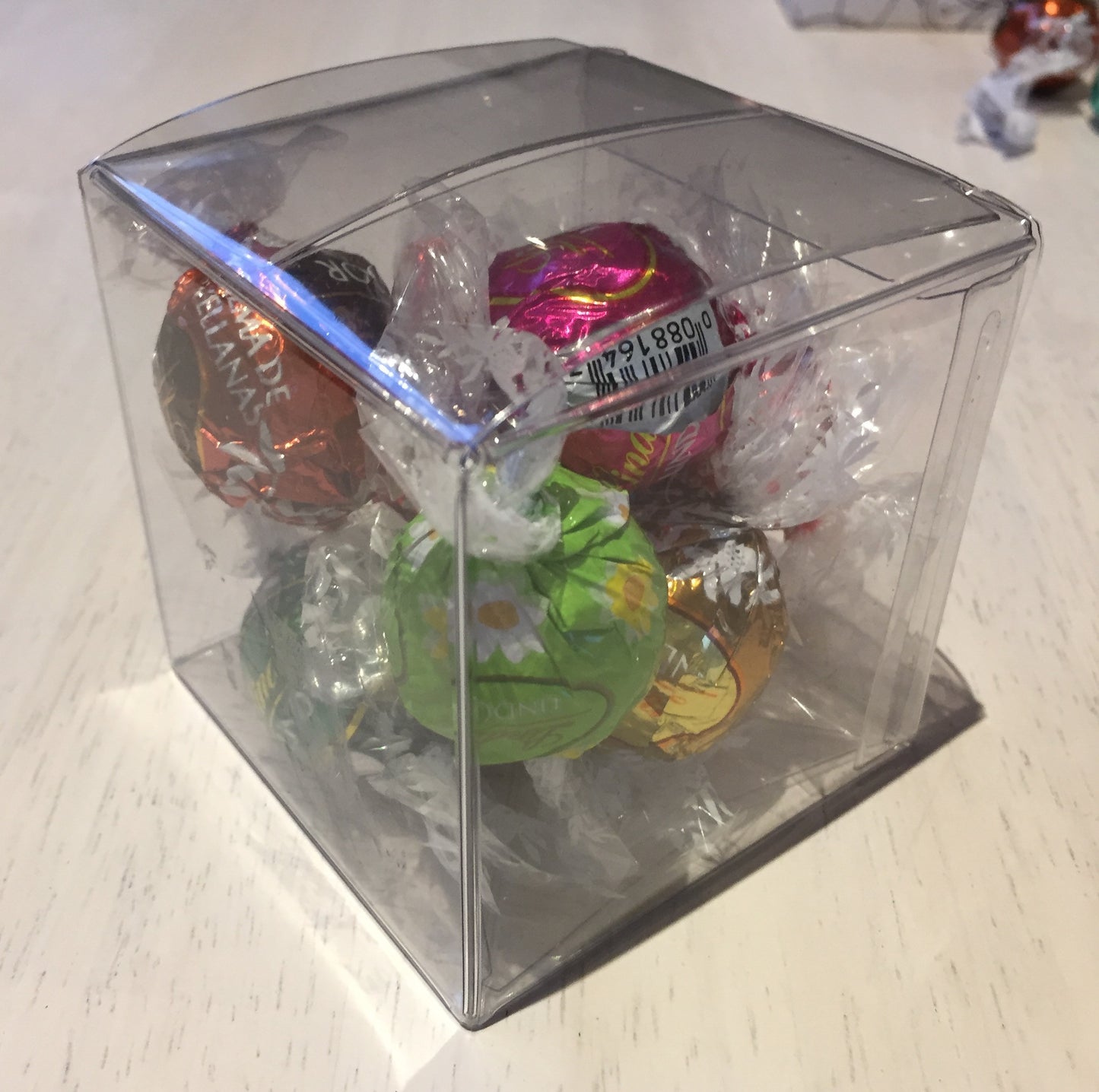 8 Piece Lindt Cube
