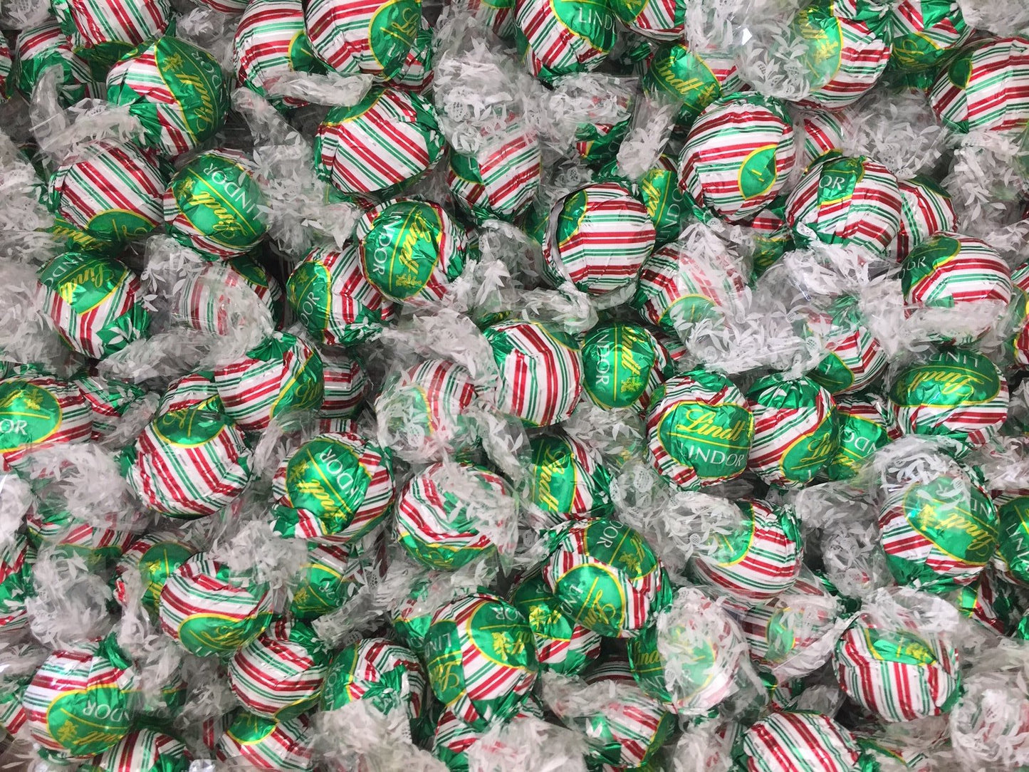 Peppermint Cookie Christmas Lindor Lindt Ball - SOLD OUT